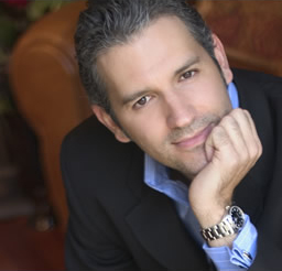 Best Motivational Event Speaker Glenn Llopis